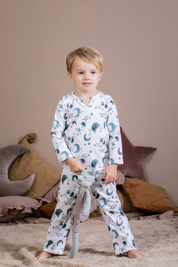 CHRIS - BOYS' PYJAMA SET IN BLUE STARS