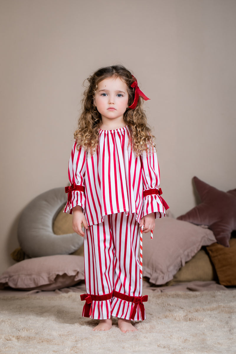 XENIA - GIRLS PYJAMA SET IN RED STRIPES