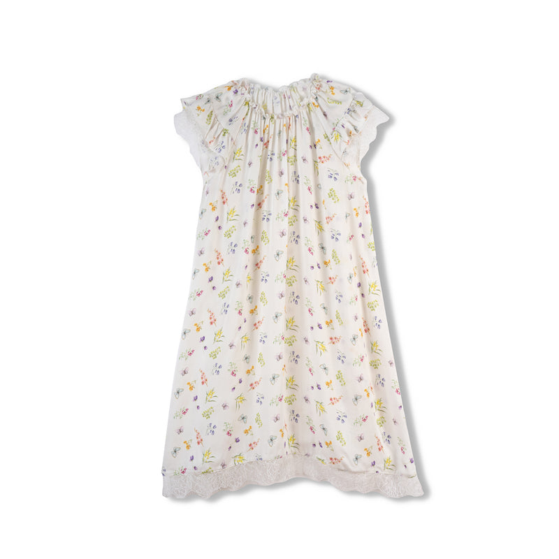 Vintage-inspired children’s nightdress Emilia 