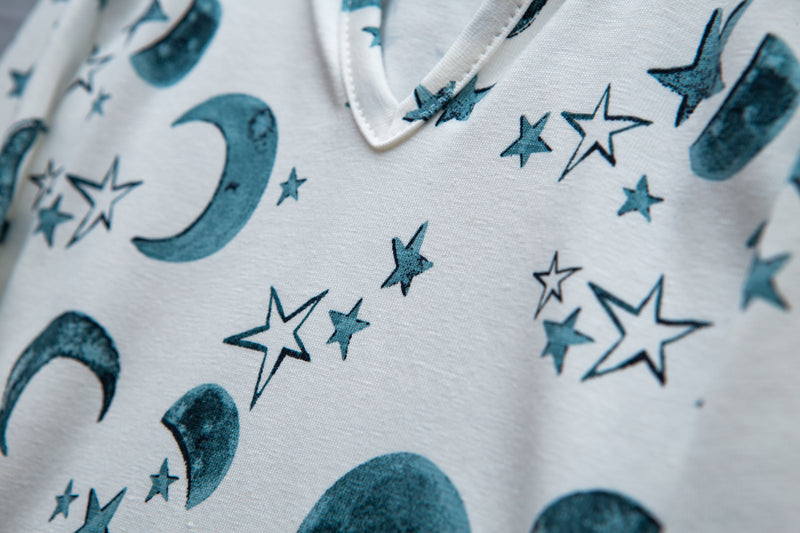 CHRIS - BOYS' PYJAMA SET IN BLUE STARS