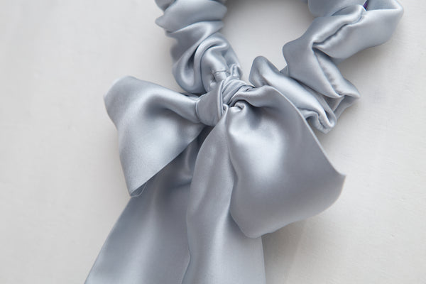 SCRUNCHIE - GIRLS SILK SCRUNCHIE ICE BLUE